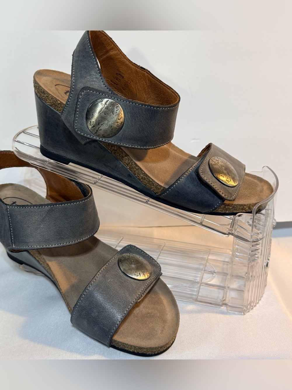 Taos Leather Wedge Sandals Gray Adjustable Comfort Sandals EU 38 US 7.5